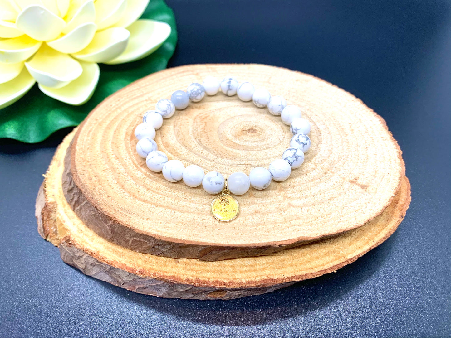 Howlite Healing Crystal Bracelet